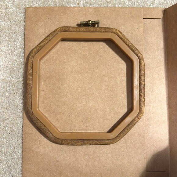 FAIRYLOOT Forest Grimm embroidery kit - Picture 4 of 4